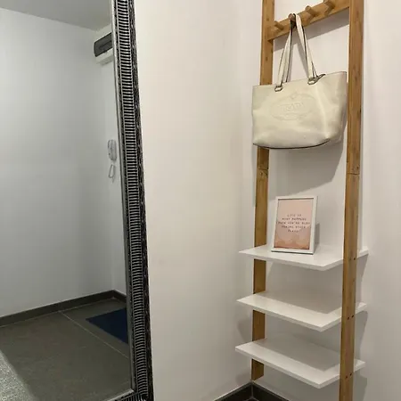 Apartment Xox Comfort Obregia Bucharest
